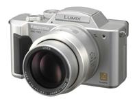 Фотокамера Panasonic Lumix FZ2 Silver (DMC-FZ2EN-S) 2.1 MEGA pixel, 8 Mb SD, 12x zoom